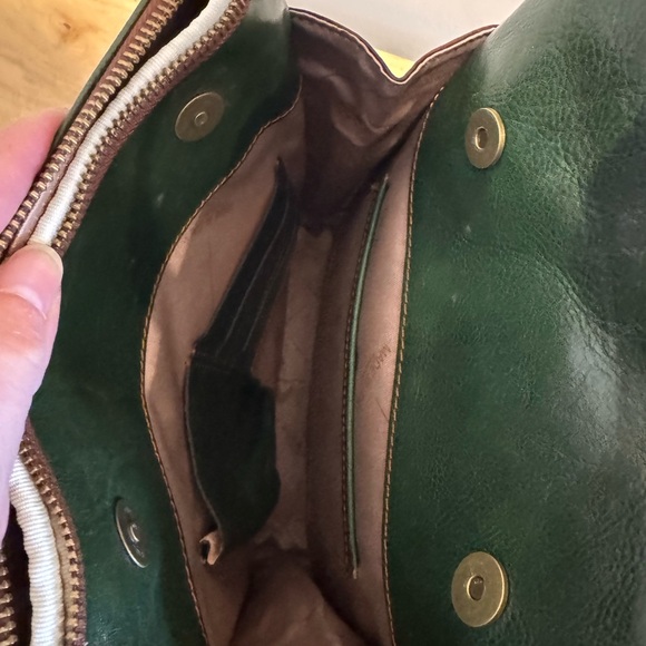 Leather Purse/Back Pack Style - Picture 6 of 13